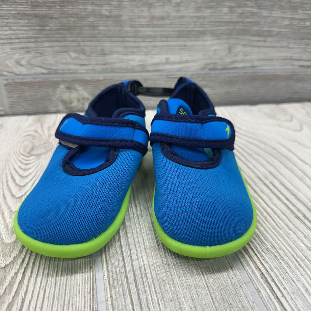 Dynamica Velcro Shoes 5c