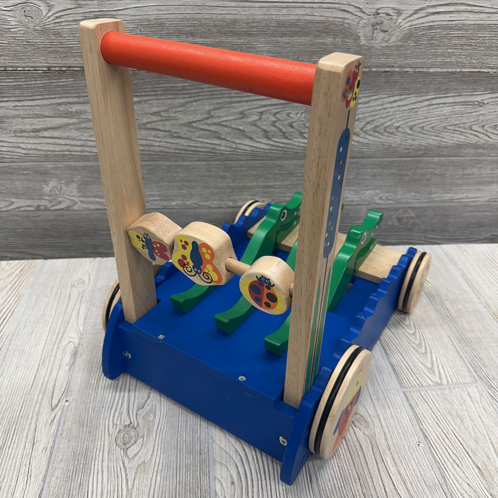 Chomp & Clack Alligator Push Toy