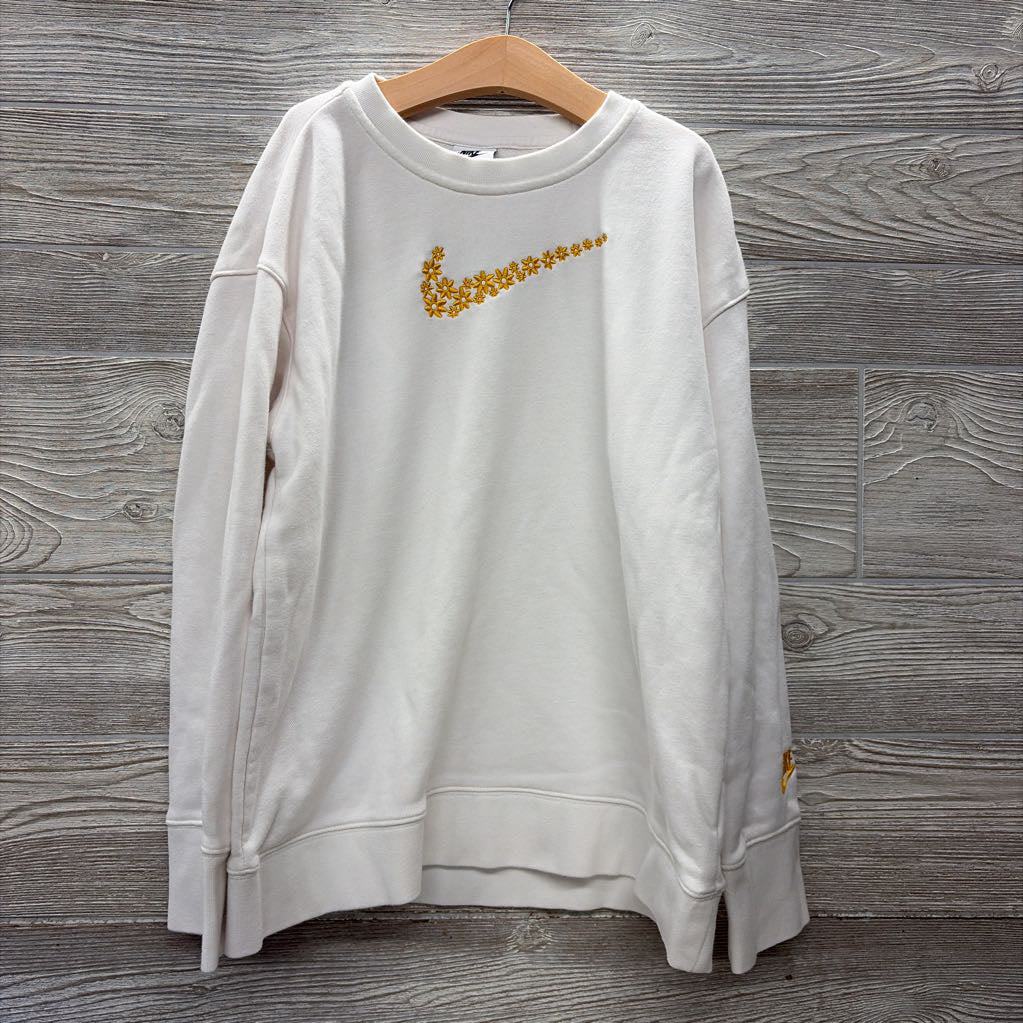 Crewneck Embroidered Flower Swoosh 14