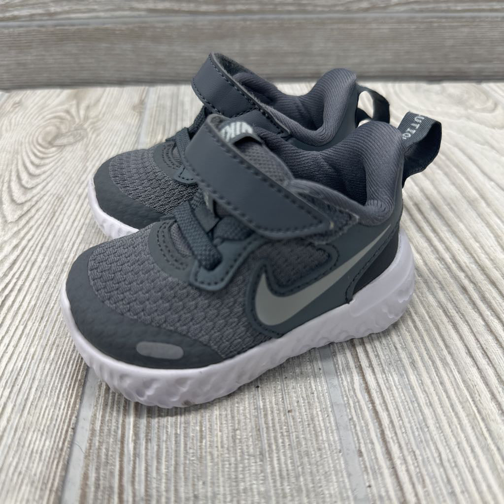 Revolution Velcro Shoes 2c