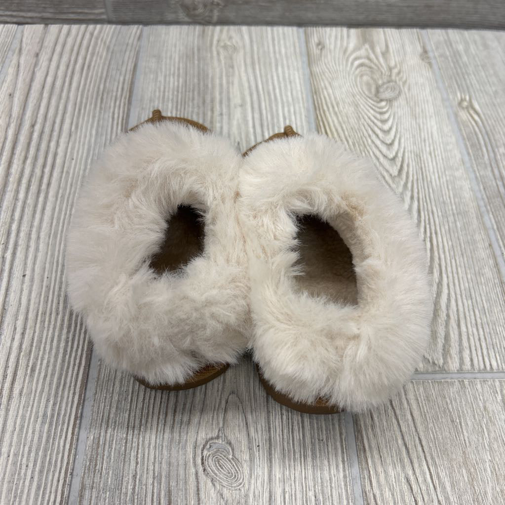 Faux Fur Lined Slip On Shoes 7C