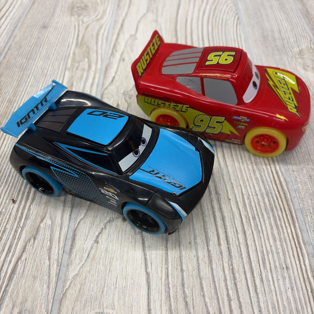 Track Talkers Lightning McQueen & Jackson Storm
