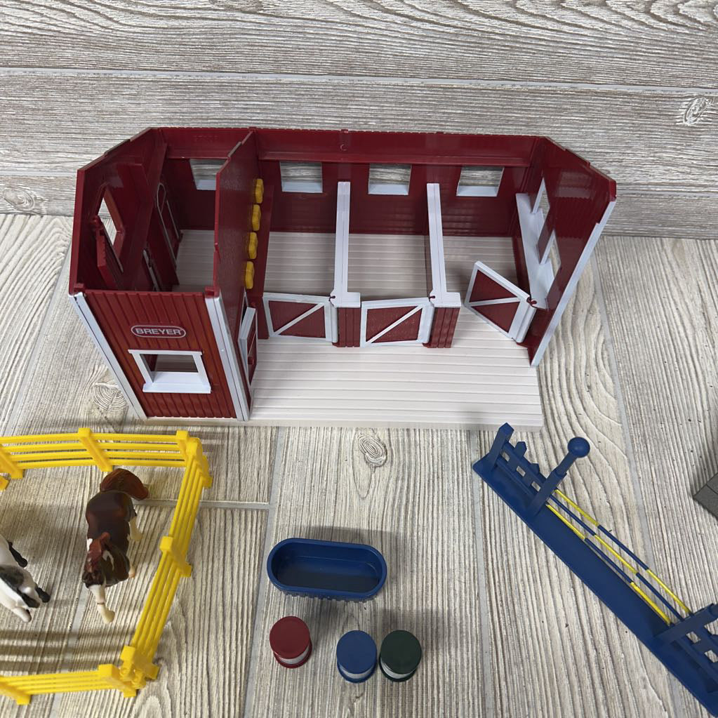 Stablemates Barn Set