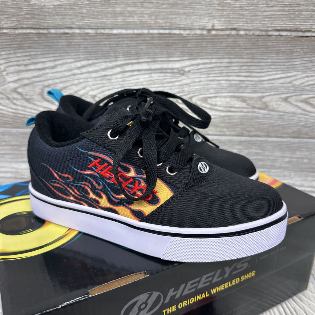 NEW Pro 20 Flame Print Skate Shoes 2y