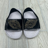 Sandals 4c