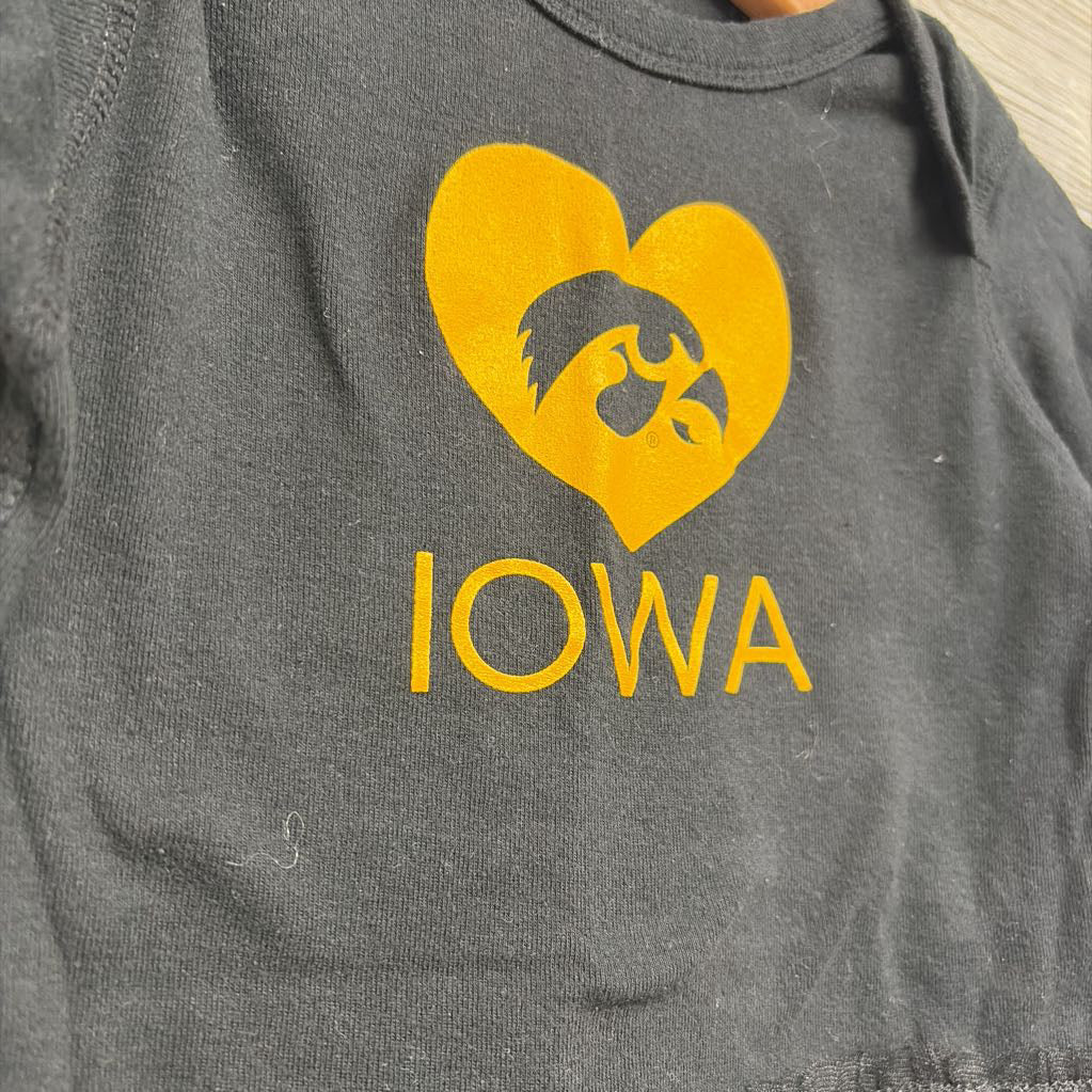 Skirted Bodysuit Heart IA Hawkeyes 24M