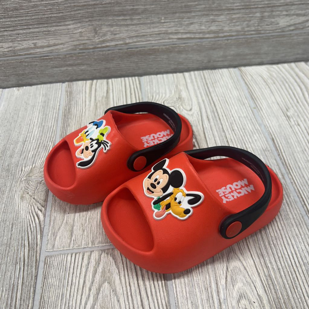 Sandals Character 6c