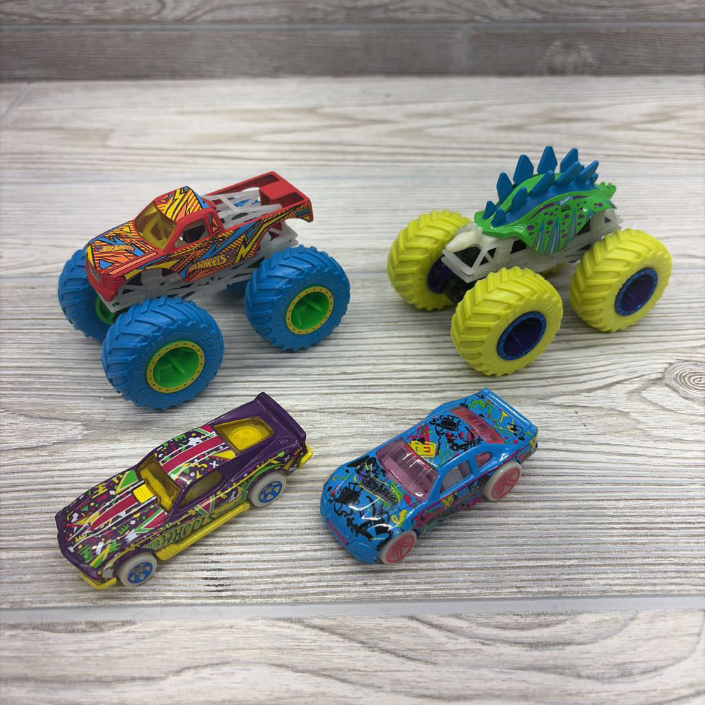 4 Pk Glow In The Dark Monster Trucks & Cars