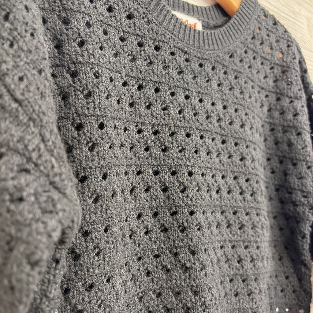 NEW Sweater 4-5