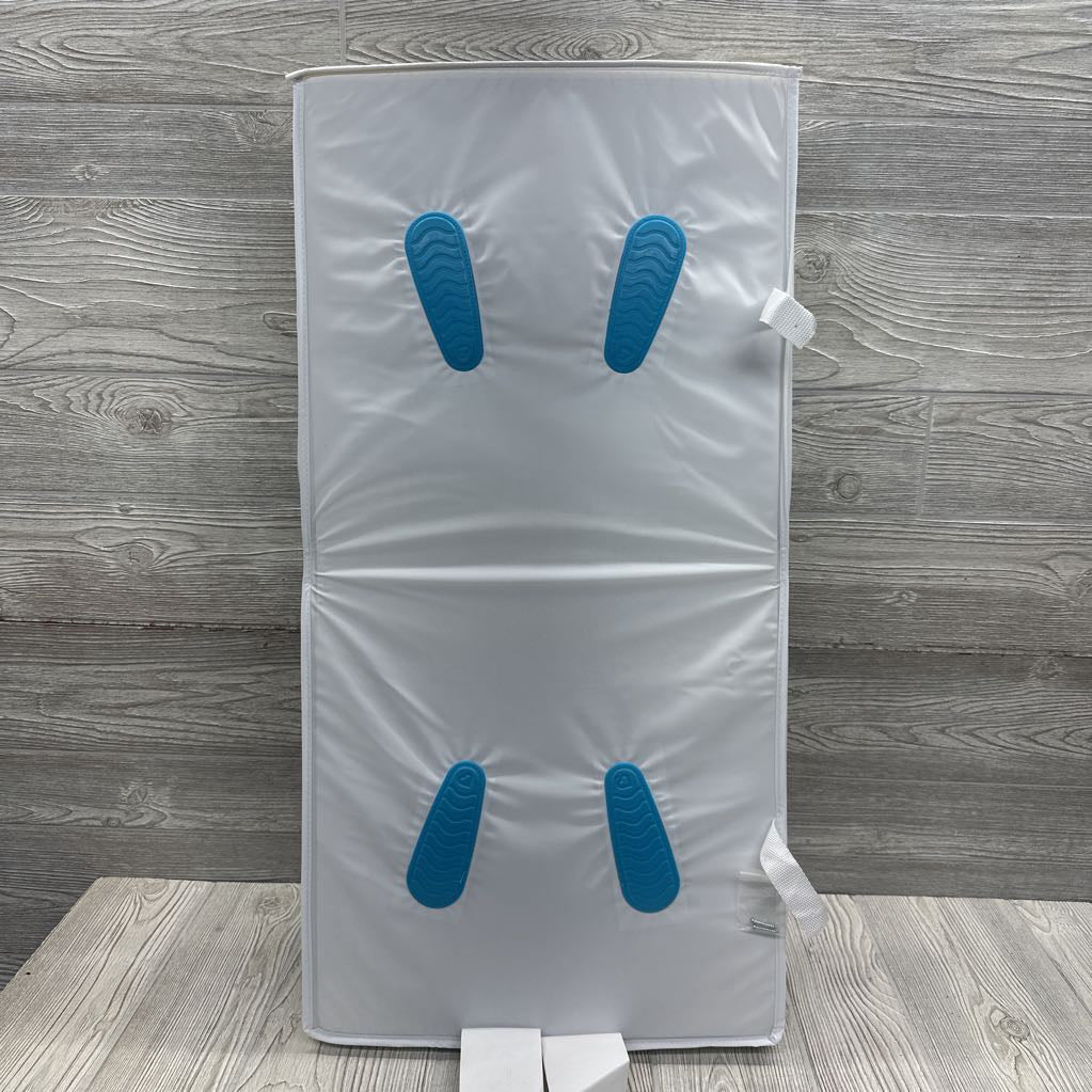 Secure Grip Changing Pad