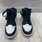 Jordan Mid 1 Sneakers 3.5y