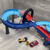 Cars GRC Jumping Raceway Playset with 2 Cars