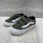 Velcro Shoes 4c