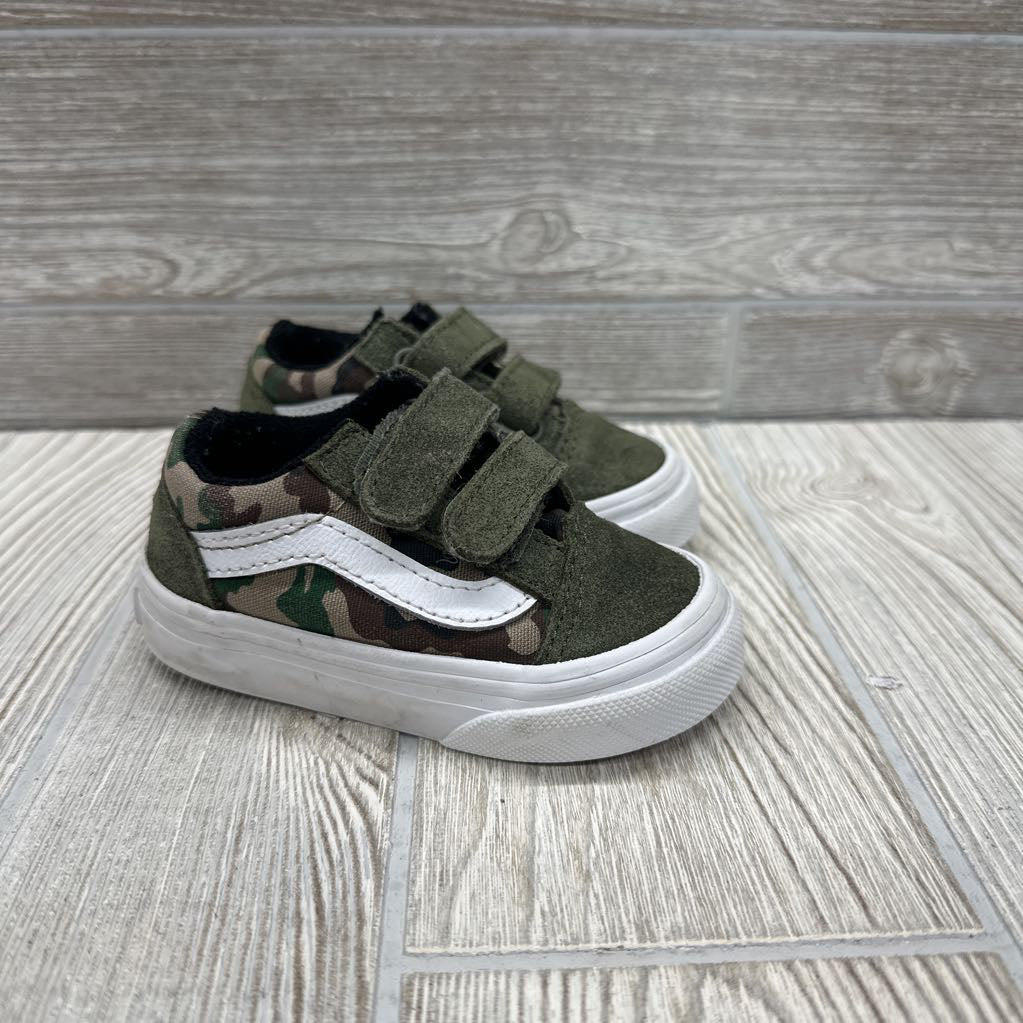 Velcro Shoes 4c