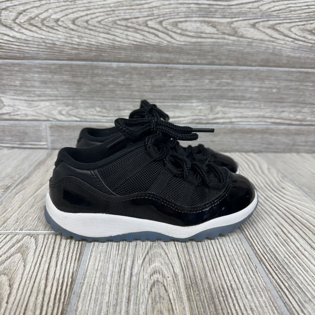 Retro 11 Low Space Jam Sneakers 10c
