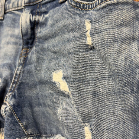 Denim Shorts Frayed 8