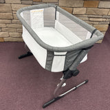 Beside Me Dreamer Bedside Bassinet