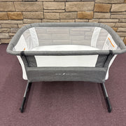 Beside Me Dreamer Bedside Bassinet