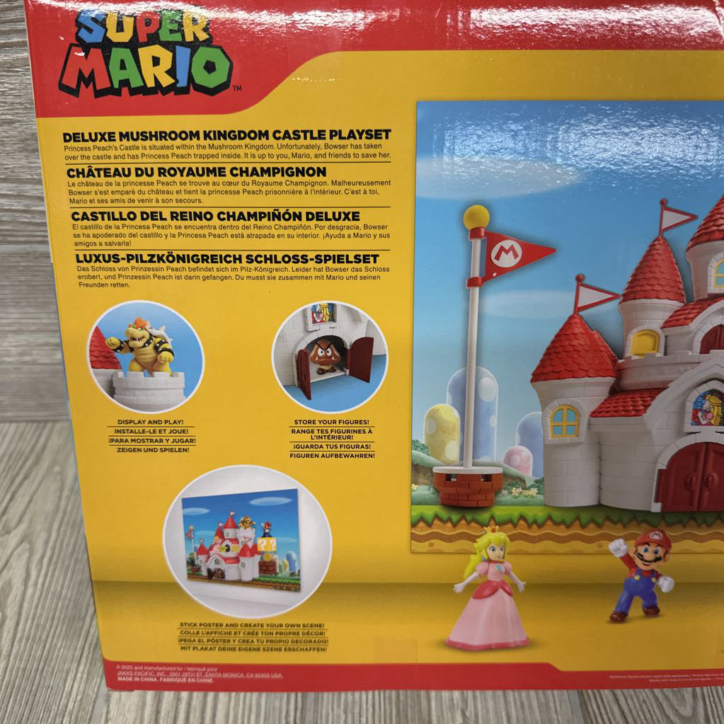 NEW Deluxe Mushroom Kingdom Castle Playset