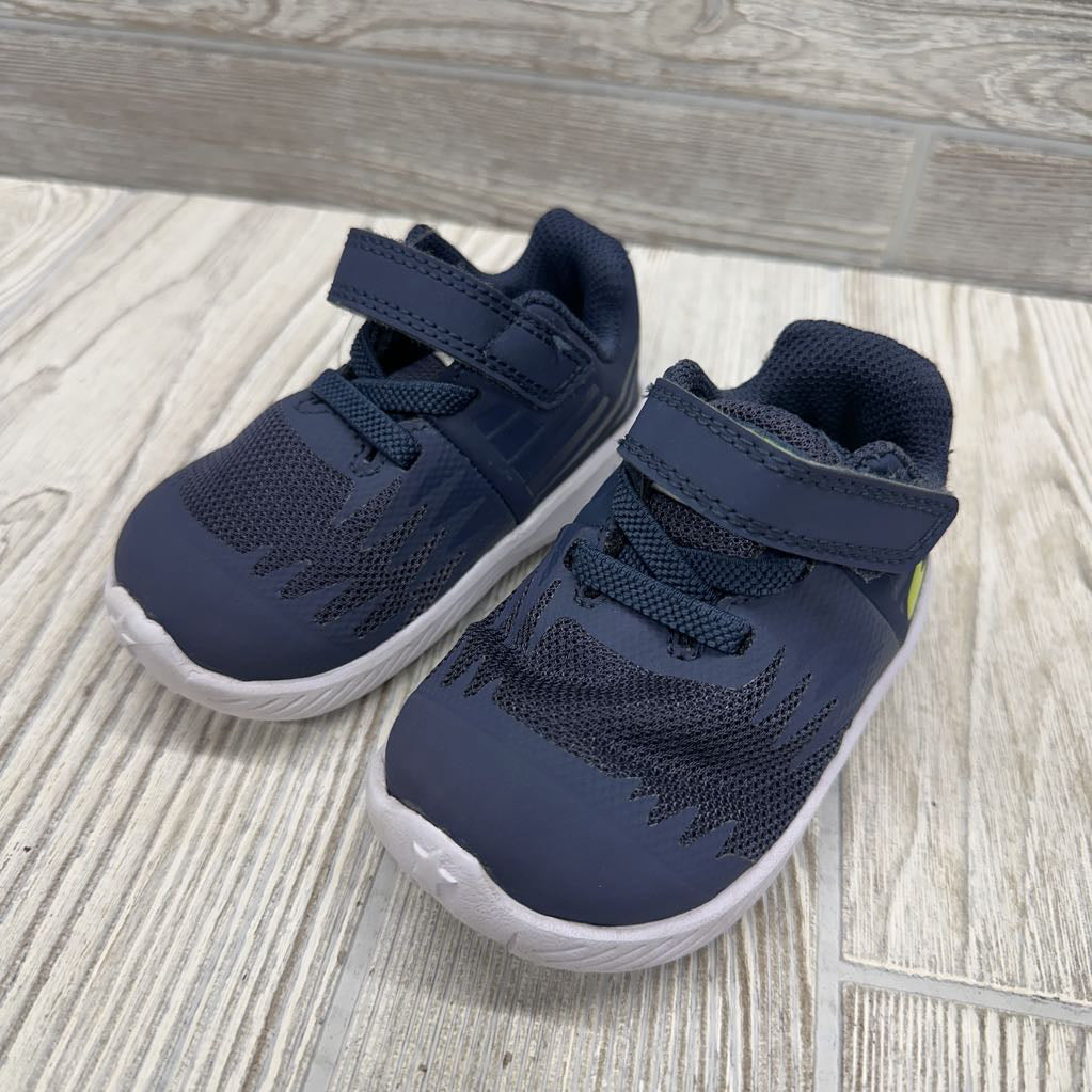 Star Runner Velcro Shoes 4c