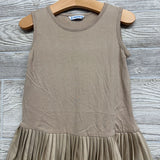 Sleeveless Pleated Dress 5