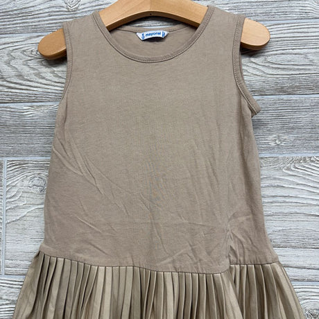 Sleeveless Pleated Dress 5