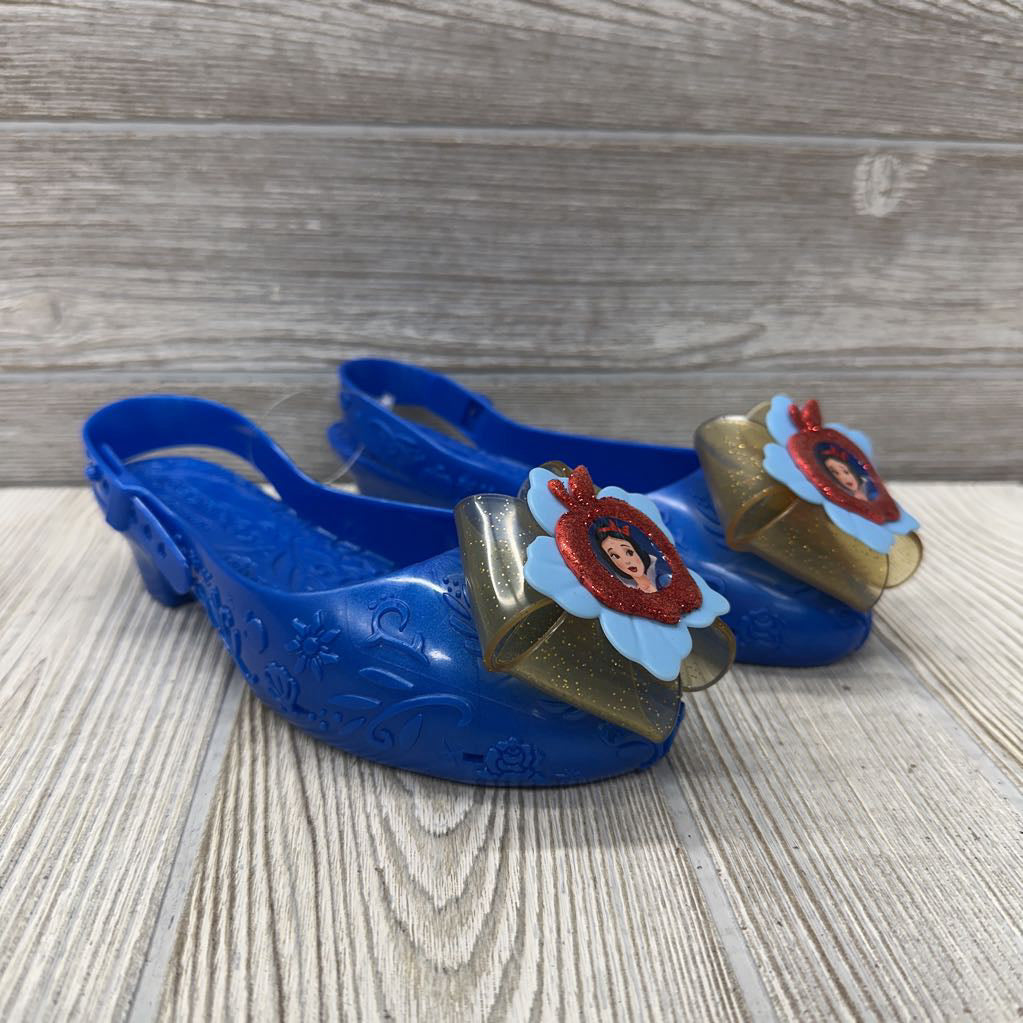Dress Up Heels Snow White
