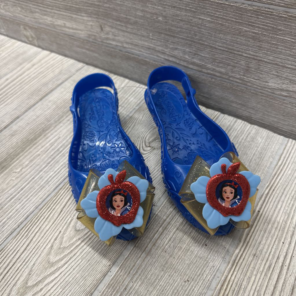 Dress Up Heels Snow White