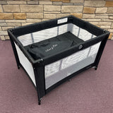 Zazzy Playard W/ Bassinet