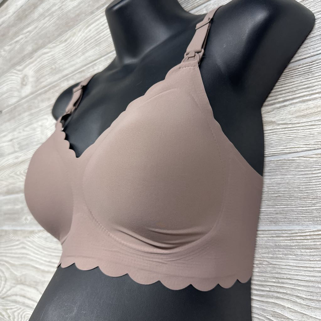 NEW Scallop Trim Nursing Bra Small