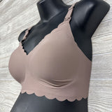 NEW Scallop Trim Nursing Bra Small