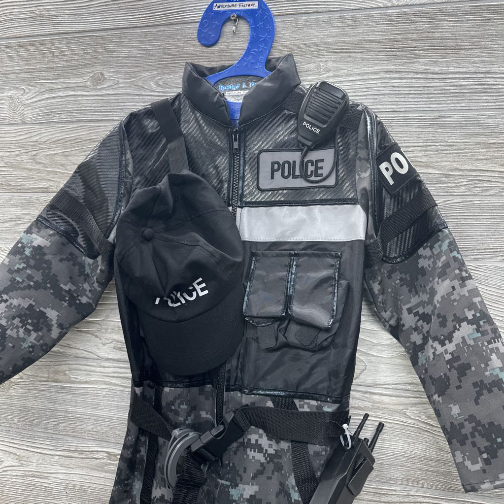 Police Costume* 7-8