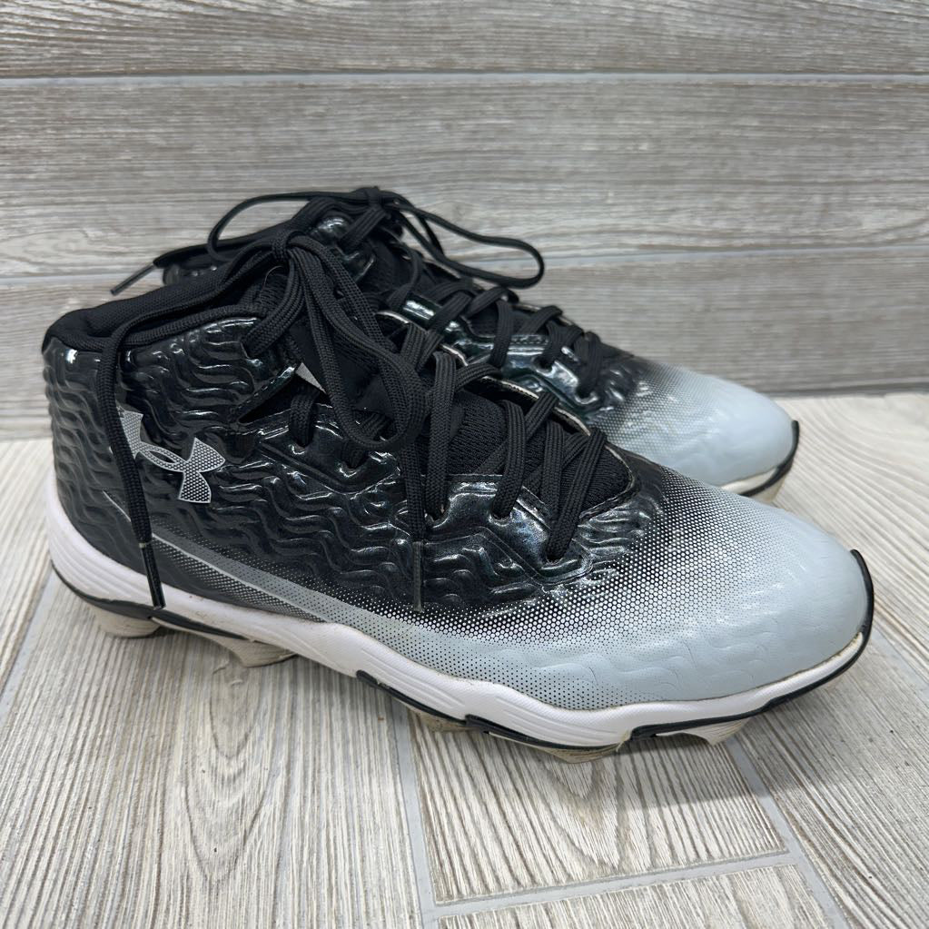 Hammer Mid Football Cleats