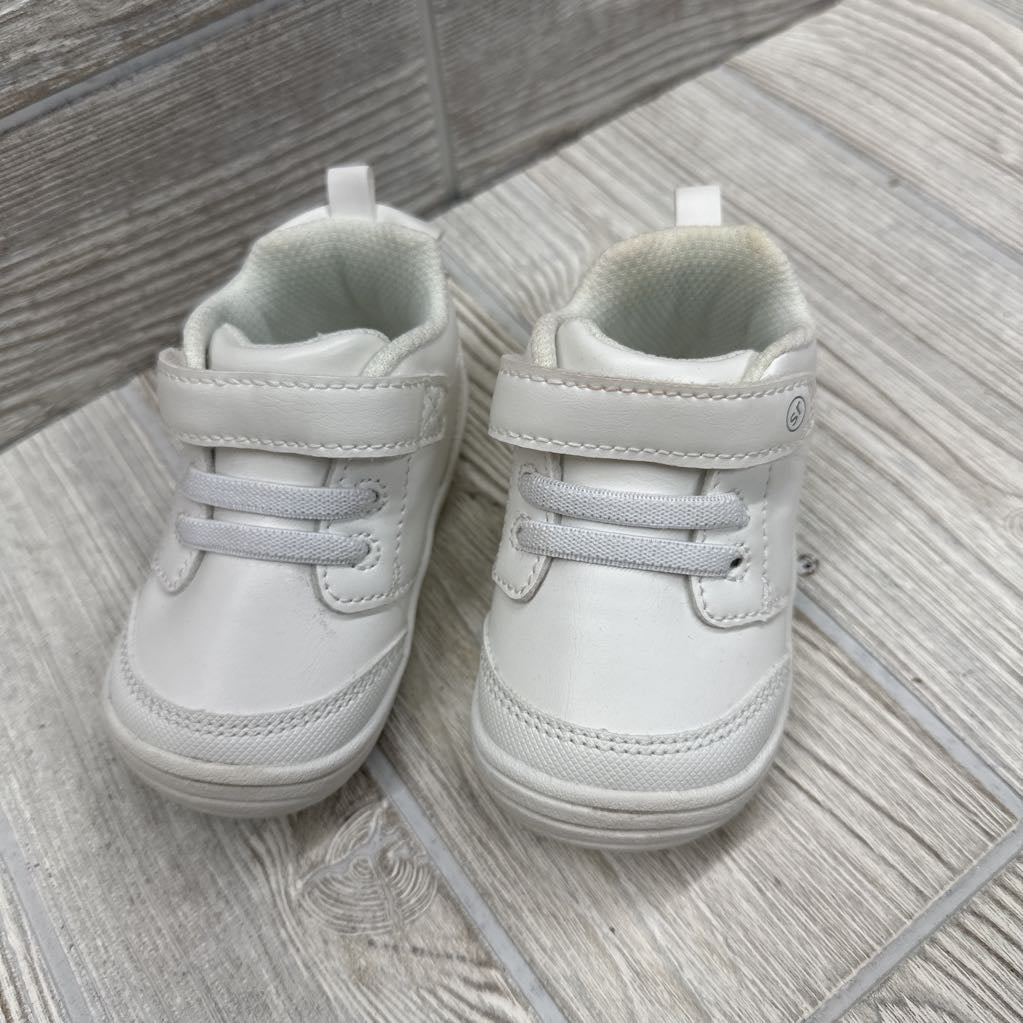 Taye 2.0 Sneakers 4c