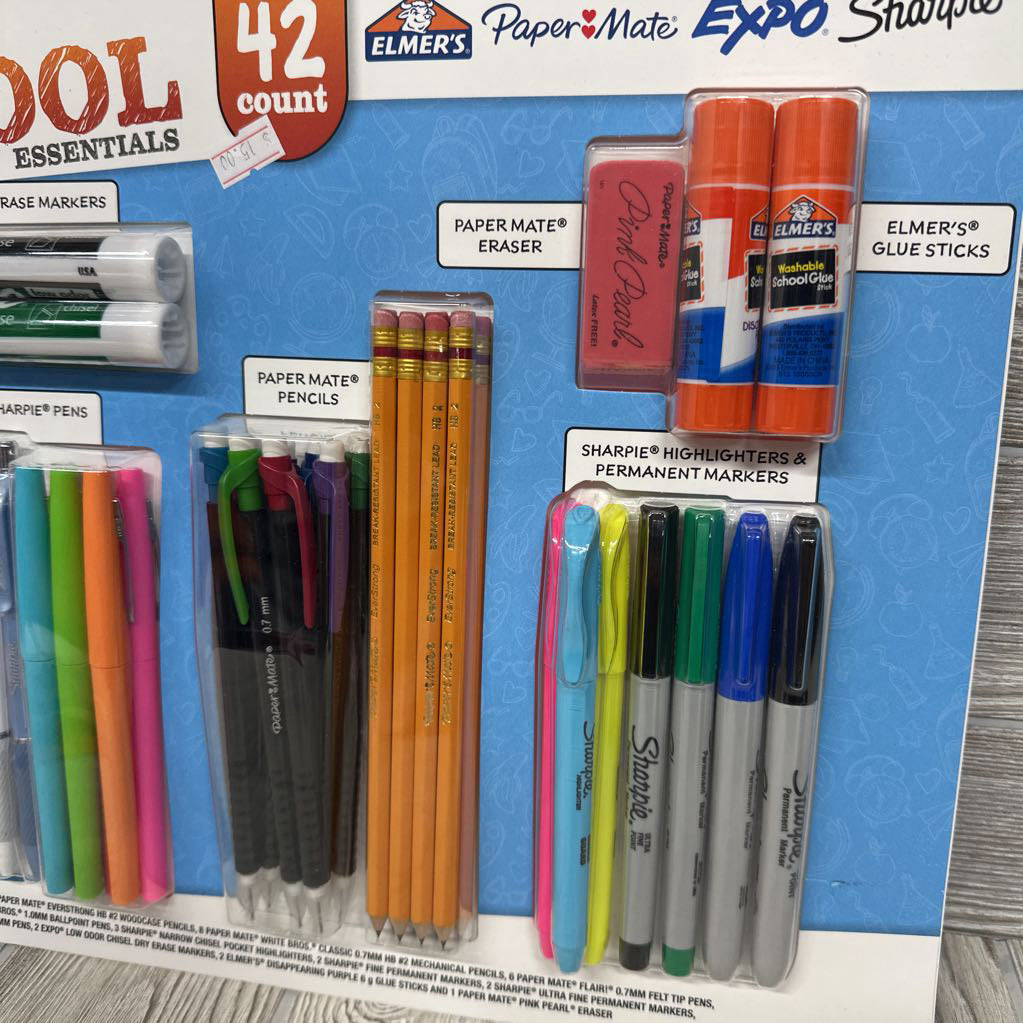 NEW 42 Pc Back To School Essentials Kit