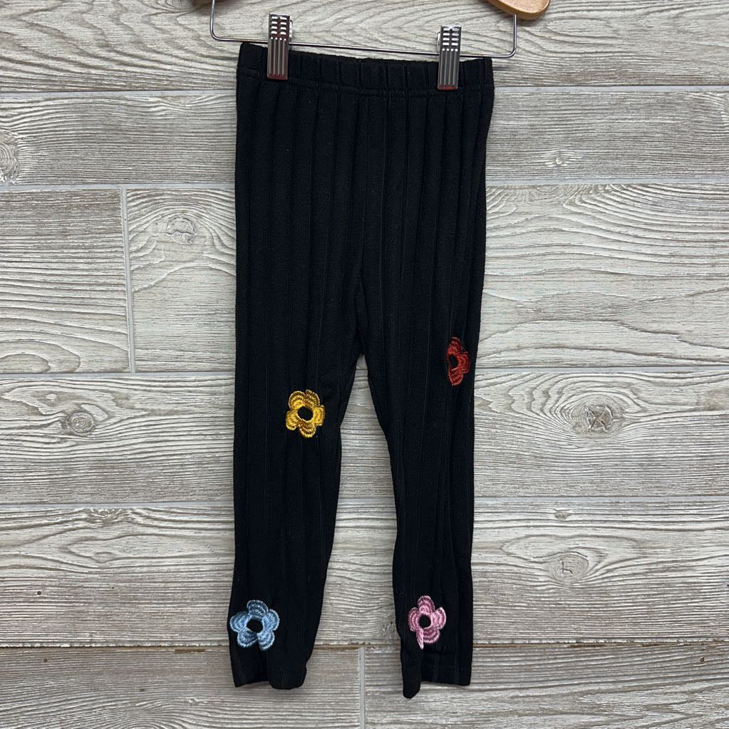 Ribbed Embroidered Flowers Shirt & Pants 4