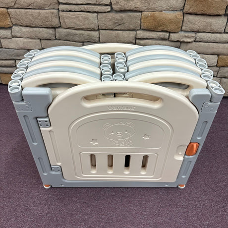 Folding Plastic Gate