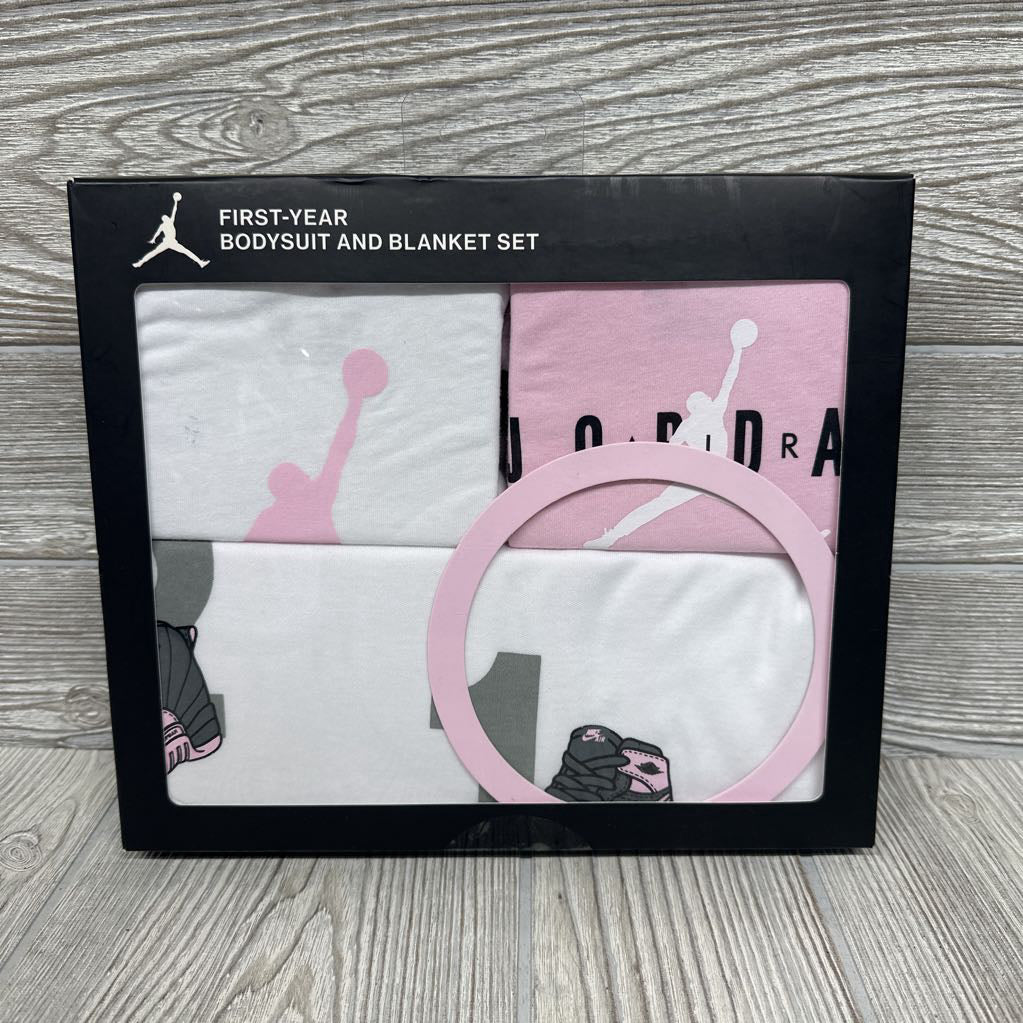 NEW First Year Bodysuits & Blanket Set