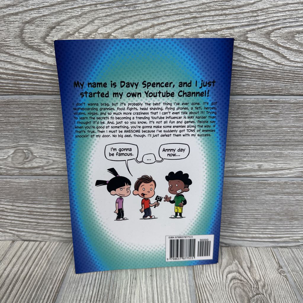 Kid YouTuber Chapter Book