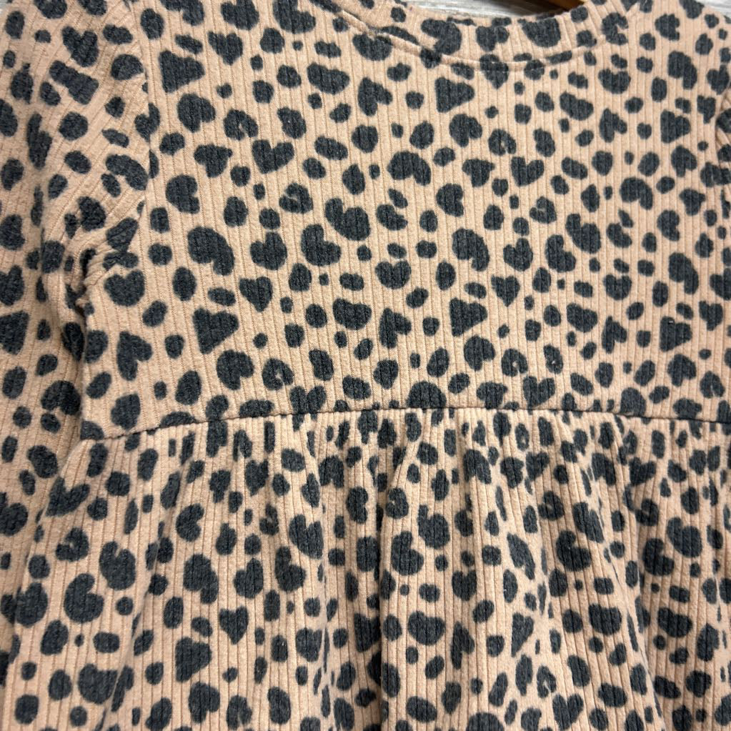 LS Ribbed Peplum Shirt Hearts 4T