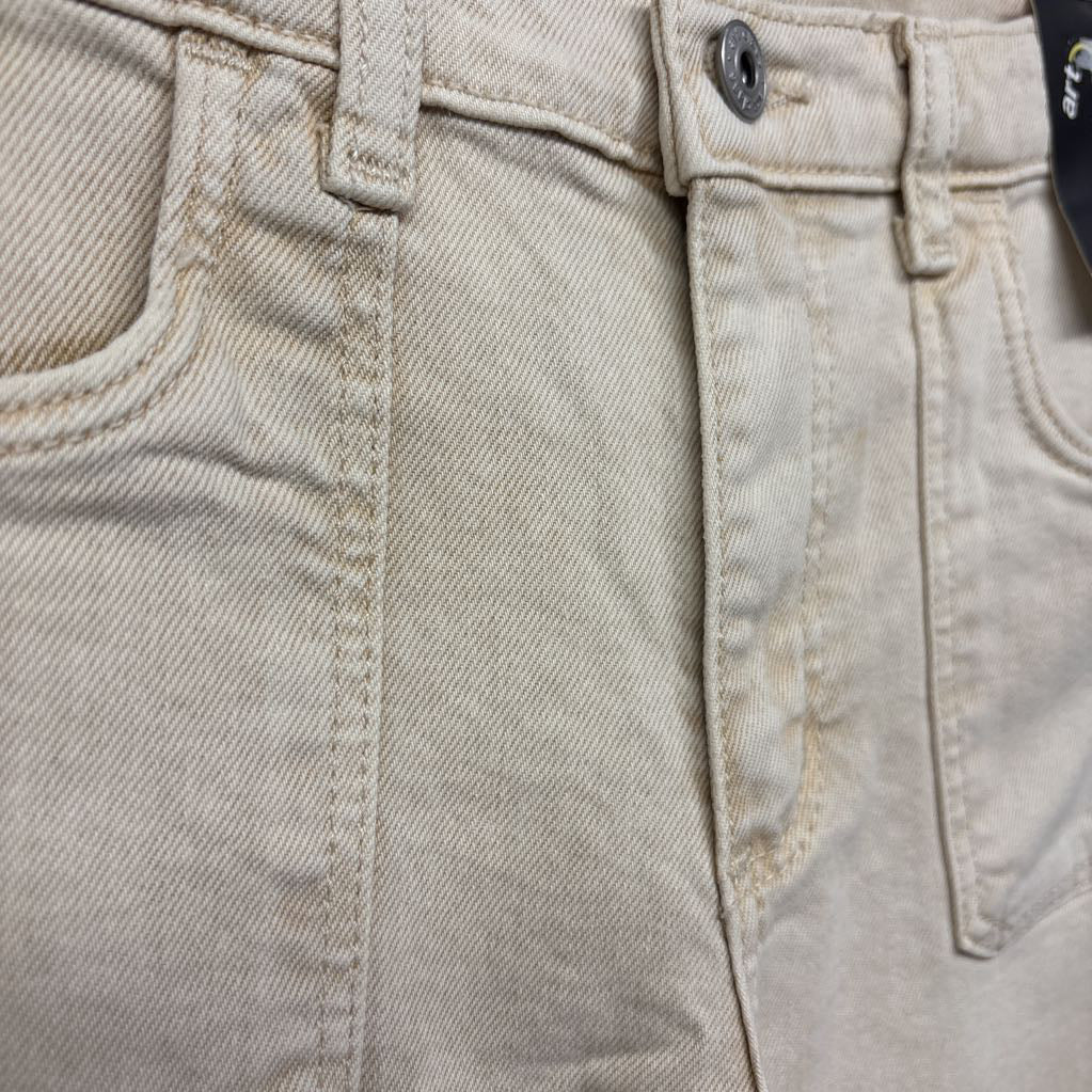 NEW Wide Leg Mid Rise Jeans 10