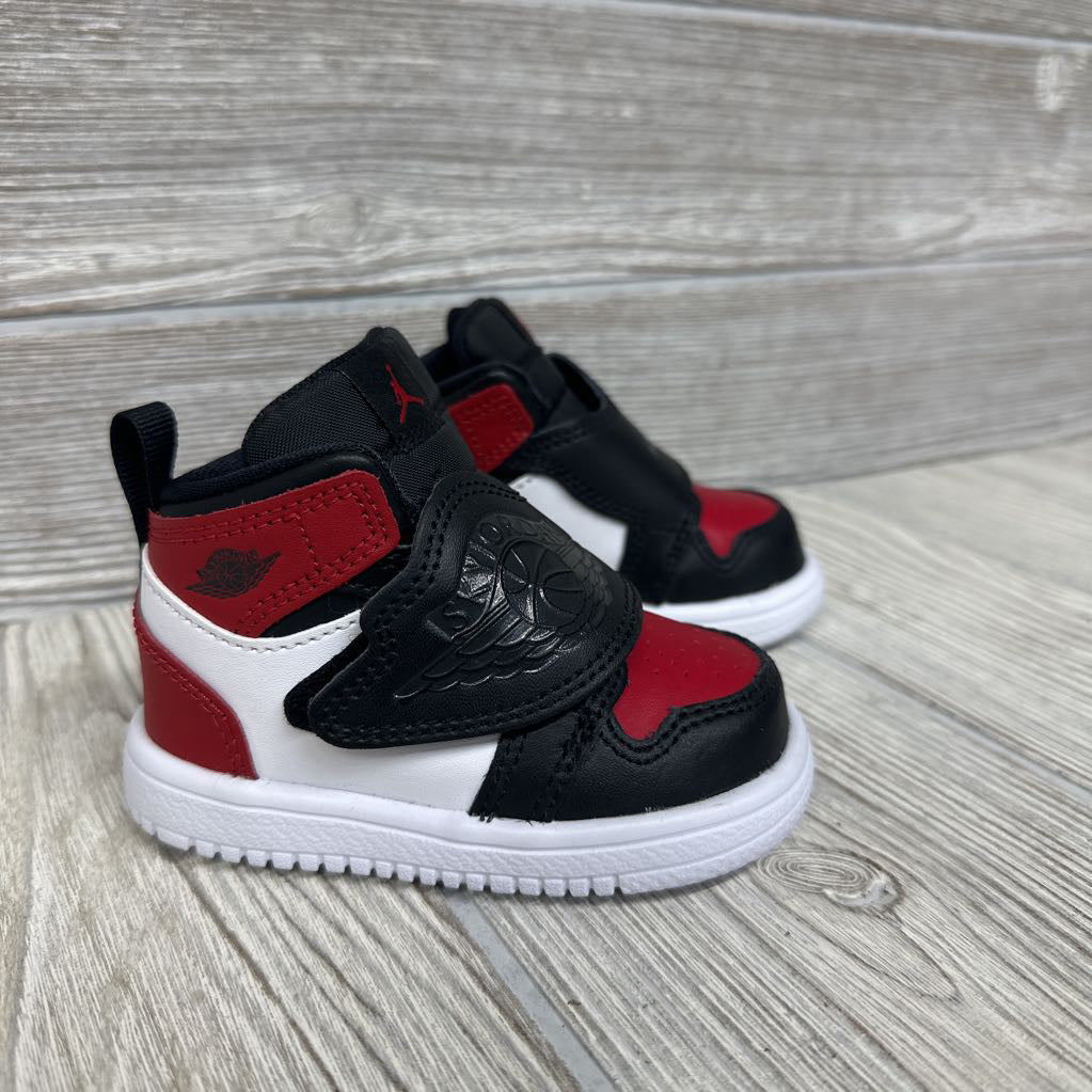 Sky 1 Bred Sneakers 4c