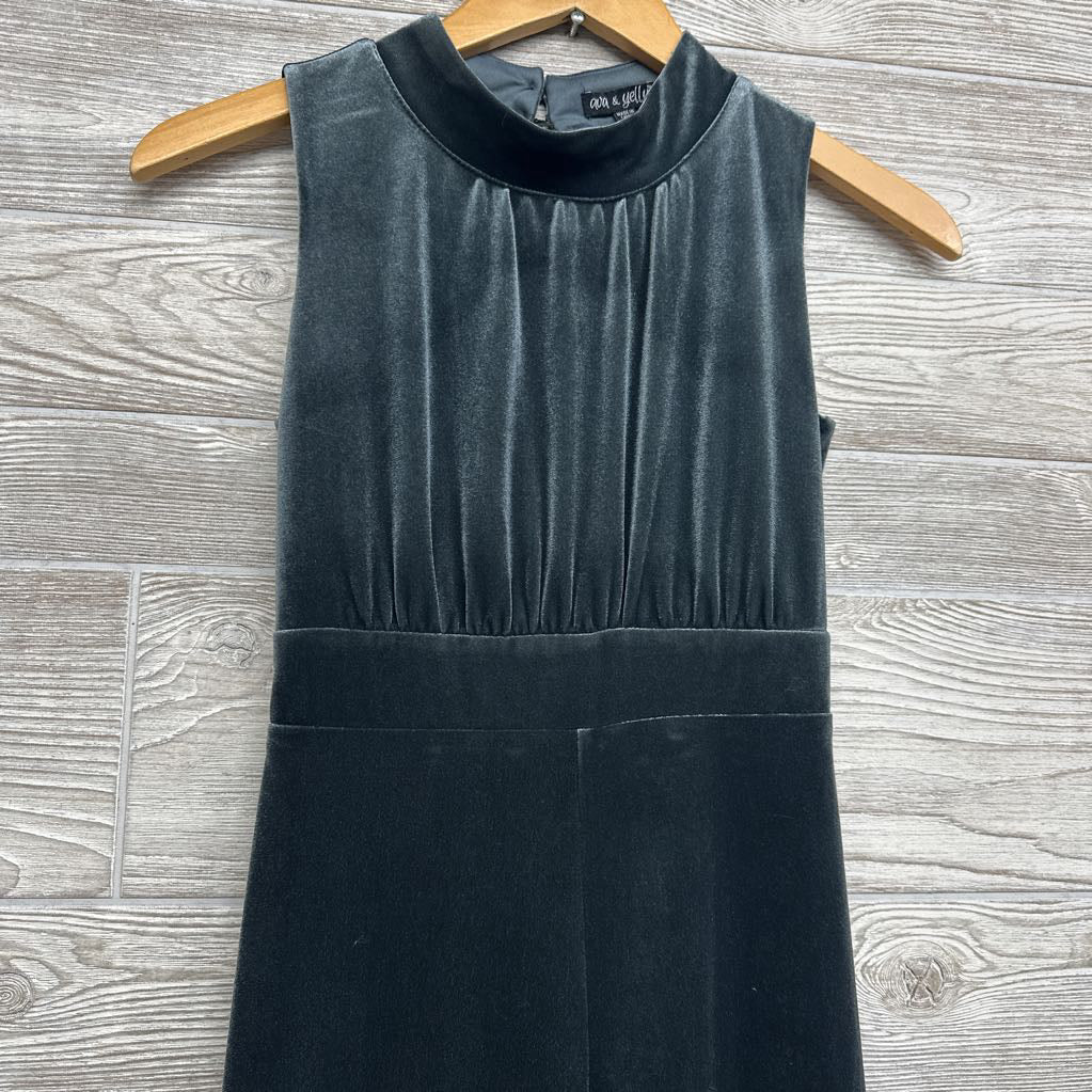 Sleeveless Velvet Jumpsuit 12