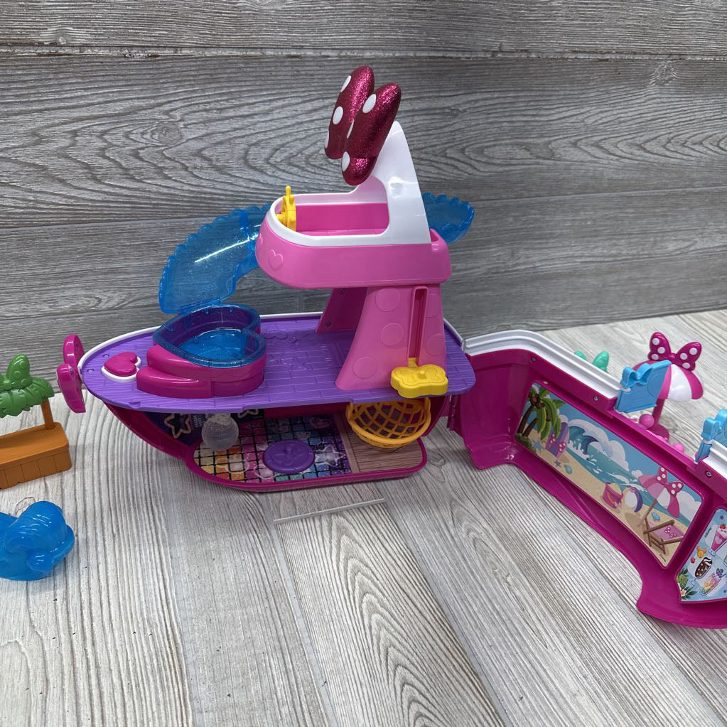 Minnie Mouse Bowdazzling Yacht Playset