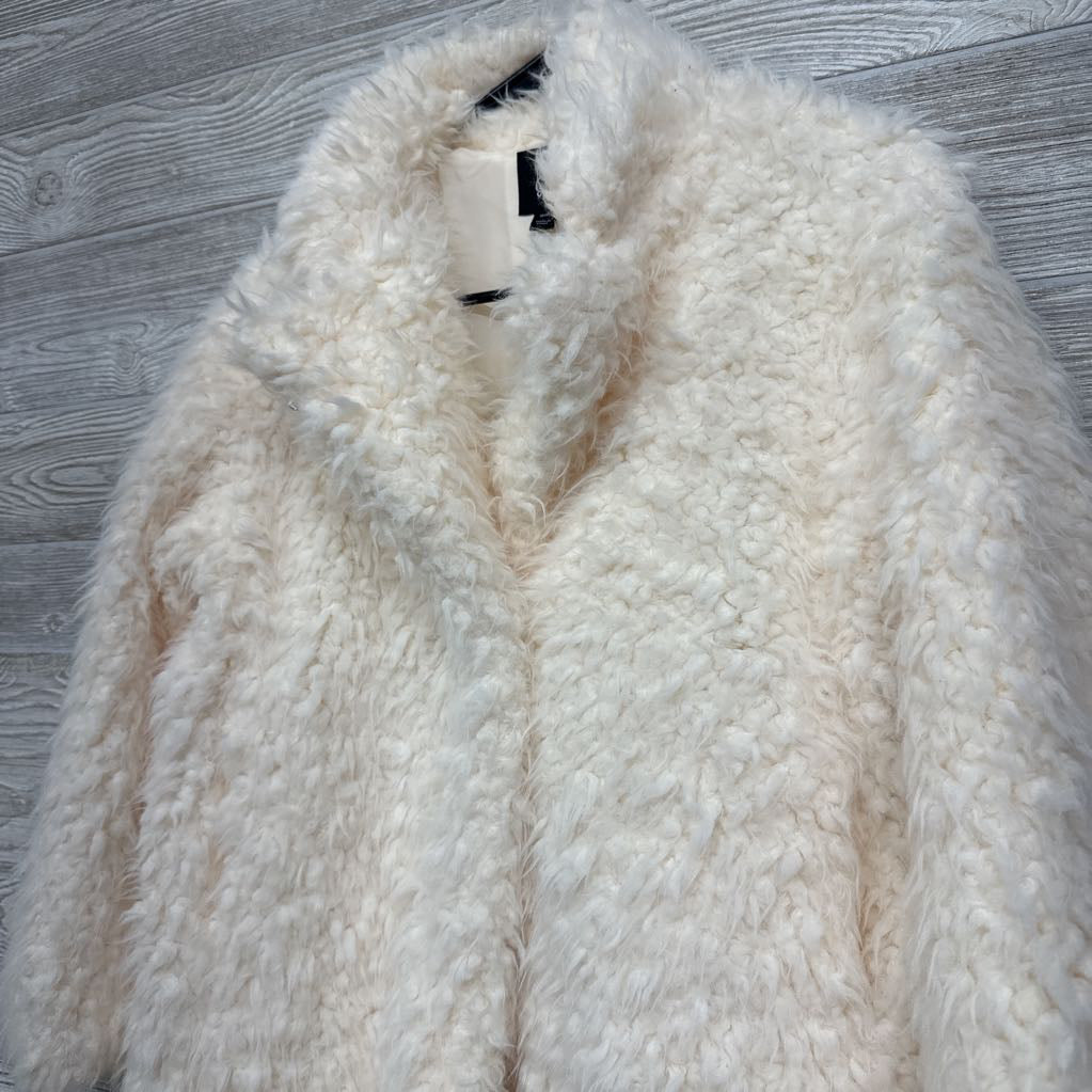 NEW Faux Fur Coat 8