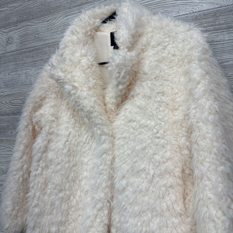 NEW Faux Fur Coat 8
