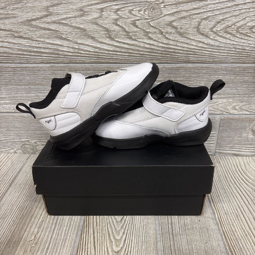 NEW Max Aura Velcro Sneakers 8C