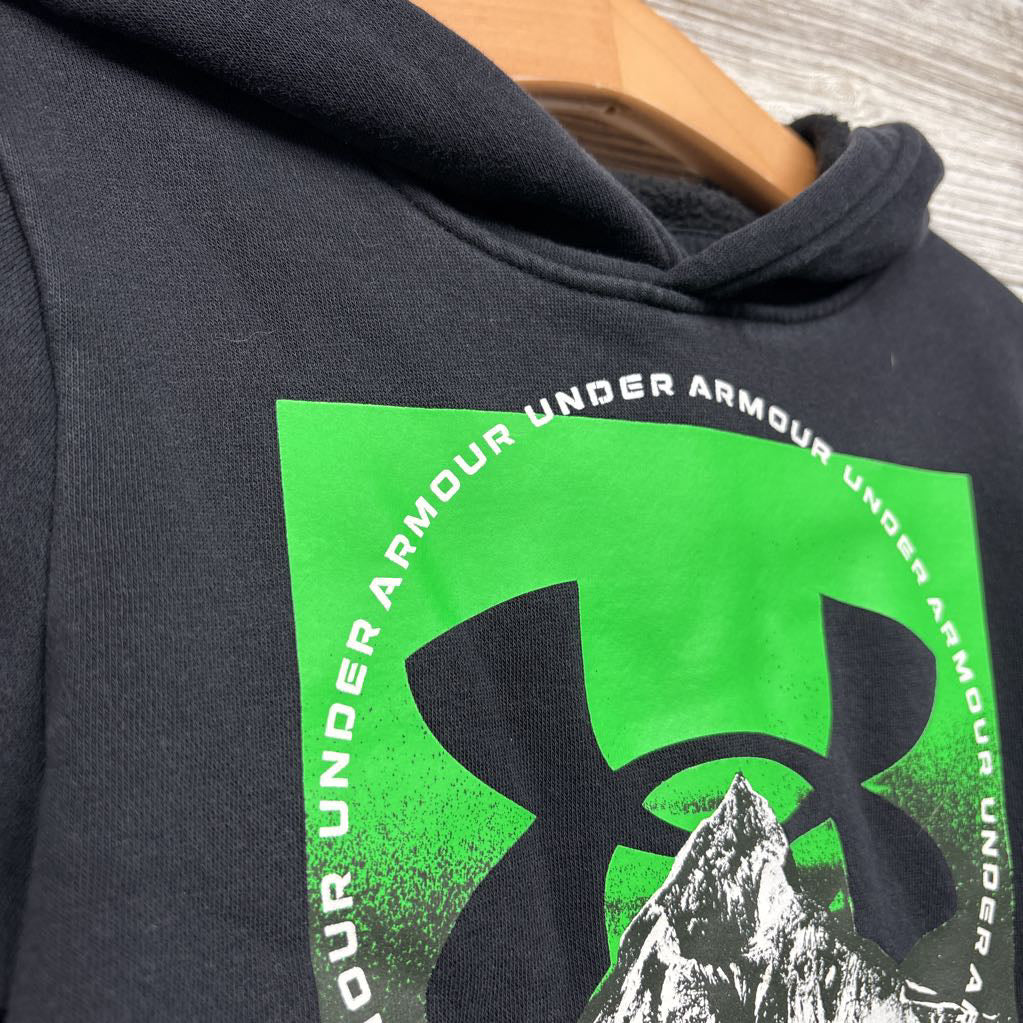 Hoodie Mountains 8
