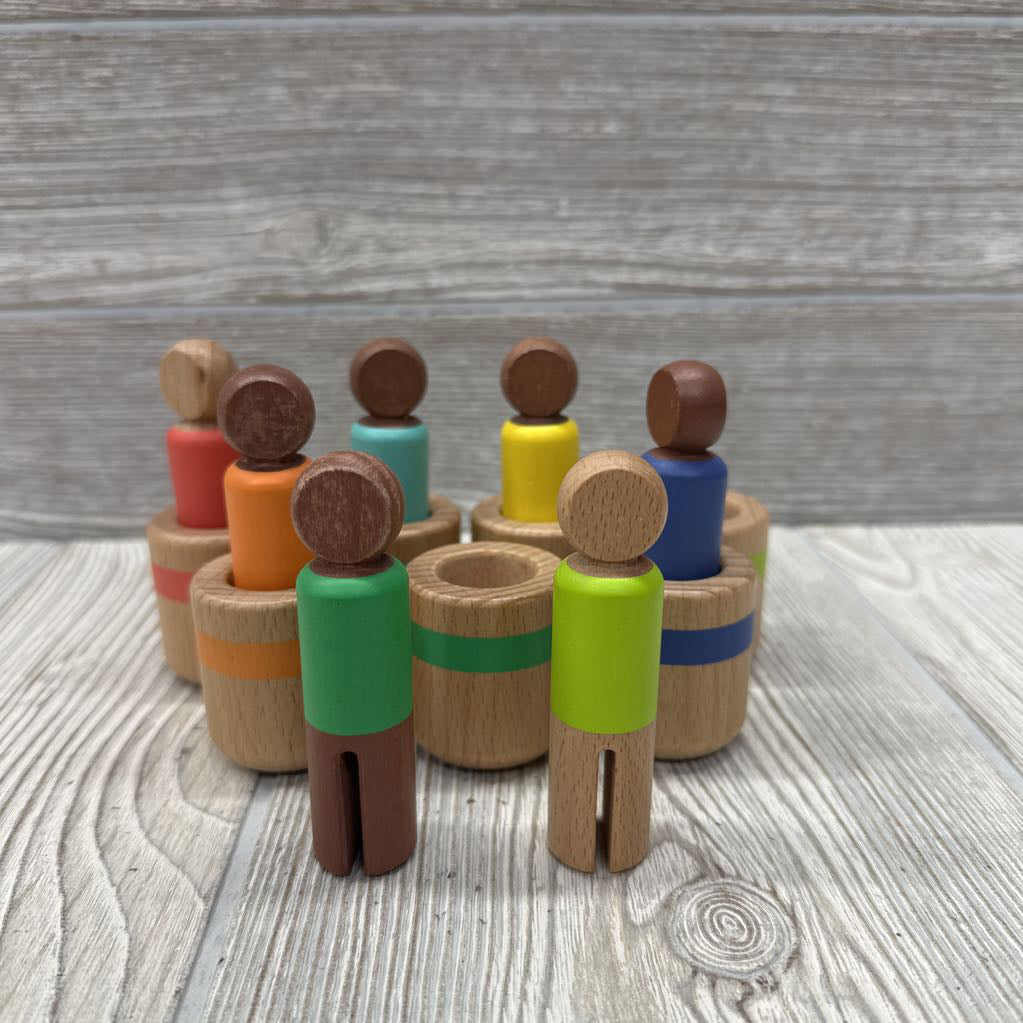 Post & Play Peg People