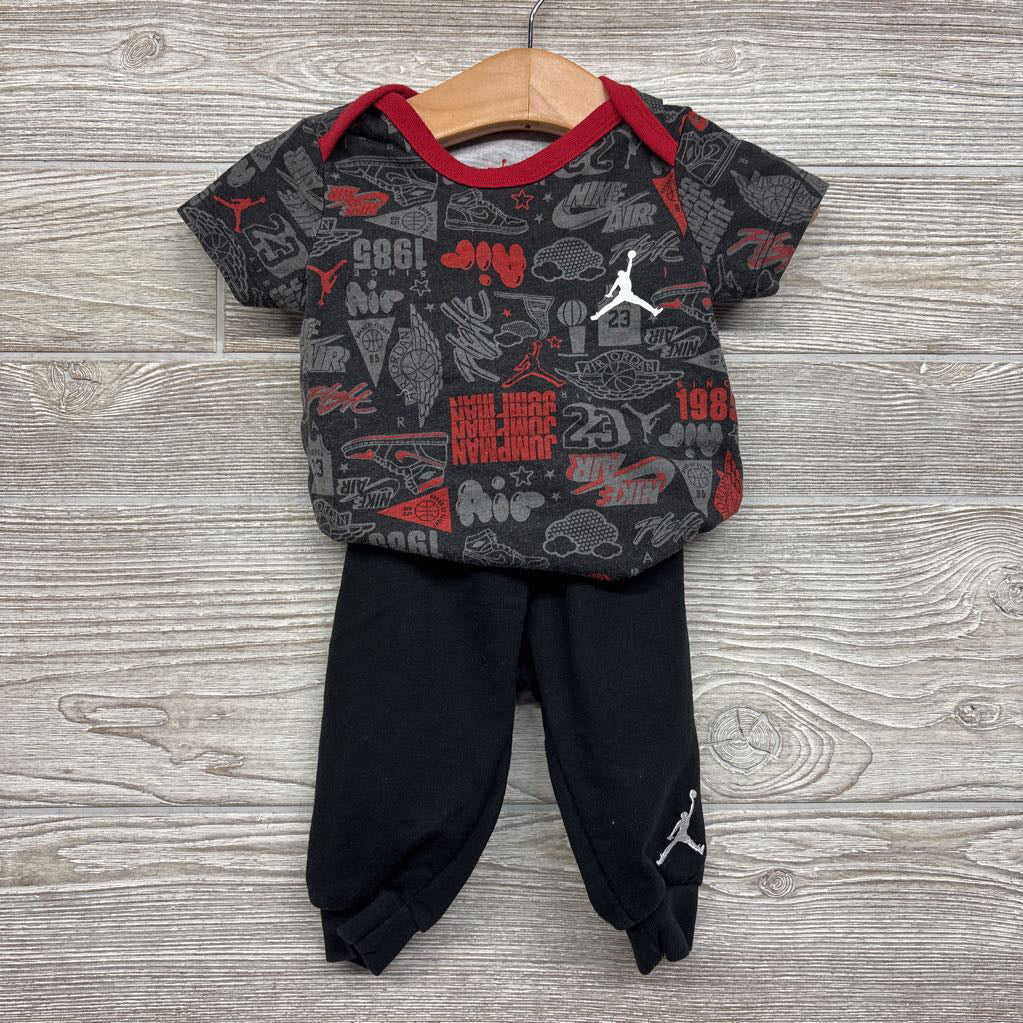 Full Zip Hoodie, Bodysuit Graffiti & French Terry Joggers 6M